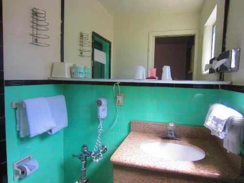 Oregon Motor Motel image 15