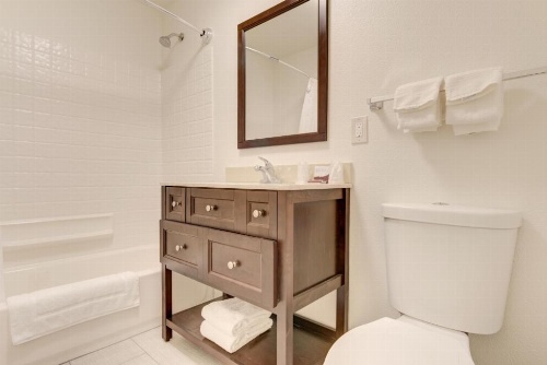 Oregon Motor Motel image 32