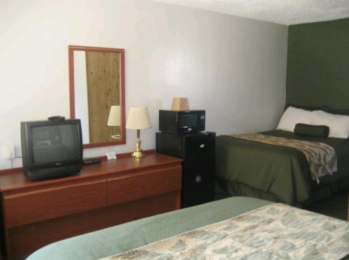 Oregon Motor Motel image 37