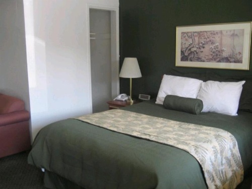 Oregon Motor Motel image 38